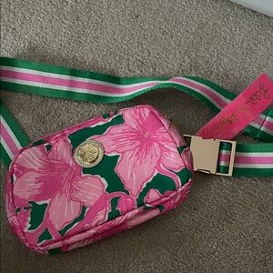New Lilly Pulitzer Vibrant Pink and Green Floral Crossbody Bag
